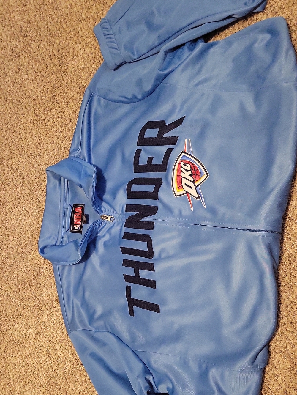 Xxl Mens NBA Oklahoma City Thunder Sky Blue Jacket with Team Logo